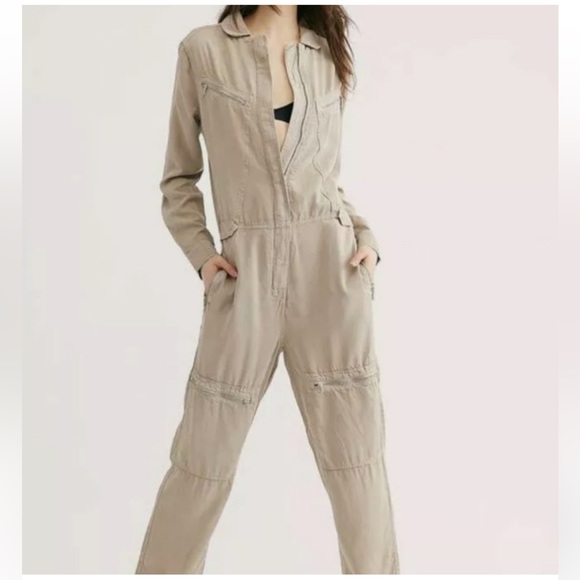 Étienne Marcel Jumpsuit - Picture 5 of 11